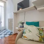 Moscova Dream - Bright And Quiet 5th Floor *